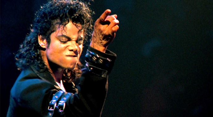 Michael Jackson Madonna&#039;yı geride bıraktı