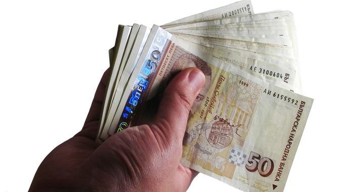 Parayı veren Bulgaristan&#039;da oturum izni alıyor