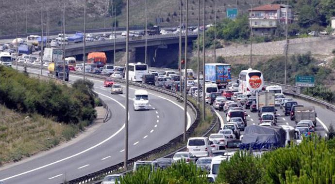 İstanbul&#039;da trafik felç oldu (25 Ekim)