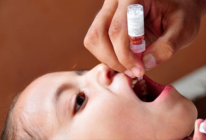Suriye&#039;de savaştan etkilenen çocuklar için aşı kampanyası başladı