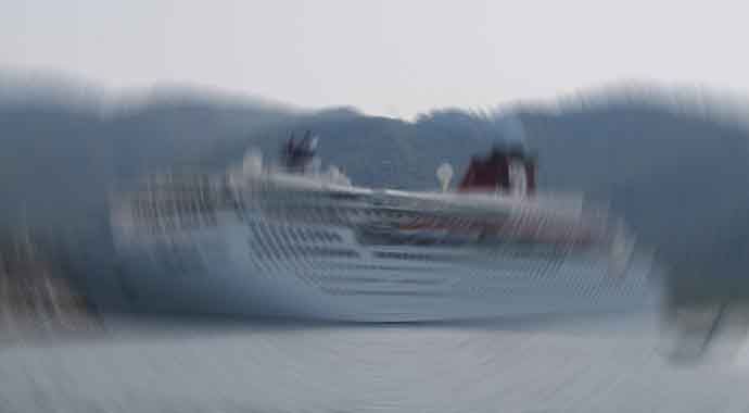 Bodrum açıklarındaki yolcu gemisinde bomba alarmı