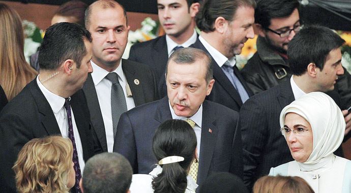 Başbakan Erdoğan, &#039;İstiklal Marşı&#039;nda bile dua var&#039;