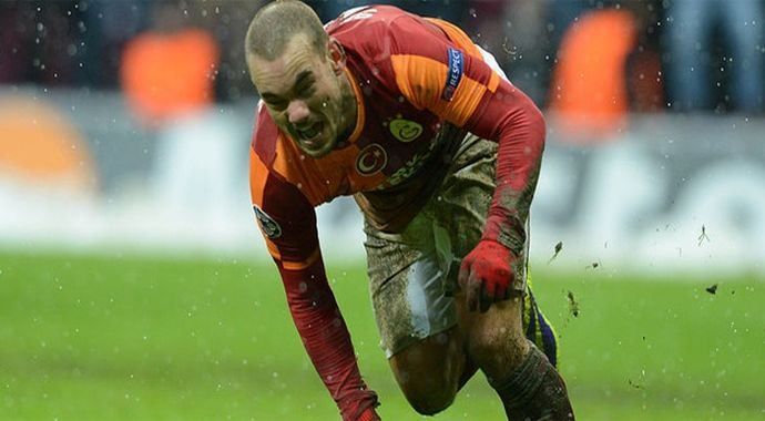 Sneijder, Arap spiker çıldırttıı &#039;Ya rabbi şükür&#039;- Video