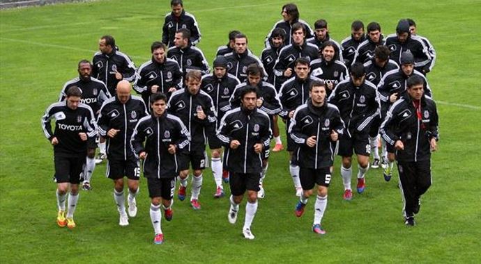 Beşiktaş Elazığspor&#039;a hazırlanıyor
