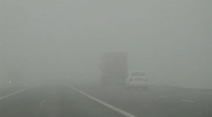 Trakya&#039;da yoğun sis hayatı olumsuz etkiliyor