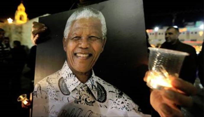 Afrika Birliği Mandela için 3 gün yas ilan etti