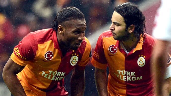 Galatasaray&#039;da frikikçi problemi çözüldü