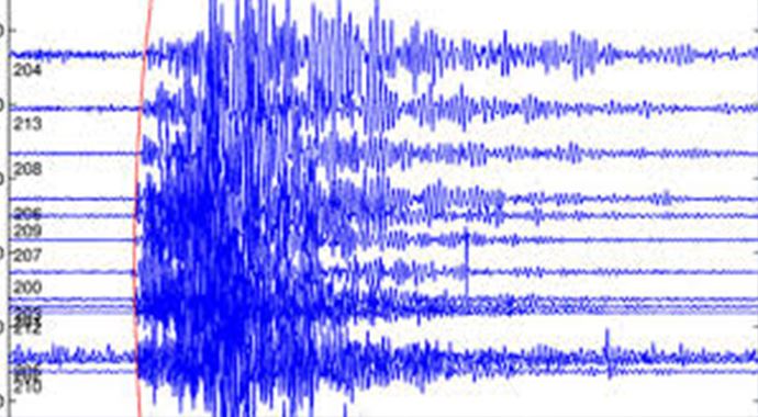 Antalya&#039;da 5.0 büyüklüğünde korkutan deprem