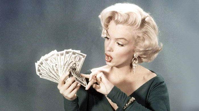 Marilyn Monroe&#039;nun fotoğrafları sergi öncesi çalındı