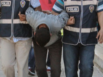 Konya&#039;da polis müdürlüğünü soydular 