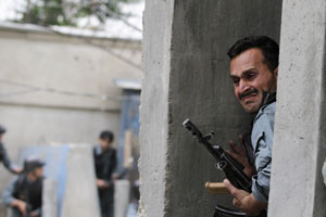 Afganistan&#039;da 72 Taliban etkisiz hale getirildi