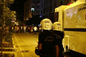 Adana&#039;da sosyal medya zanlısı 14 kişi adliyeye sevk edildi