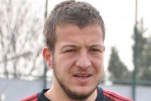 Batuhan Karadeniz  transfer görüşmeleri için Trabzon&#039;da