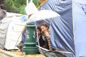 Gezi Parkı&#039;nı yağmur vurdu