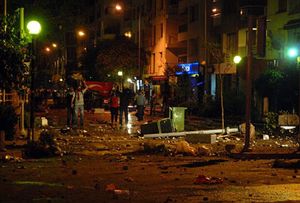 İzmir&#039;deki saldırıların görüntüleri yayınlandı