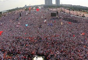 Erdoğan, Koç&#039;u işaret etti