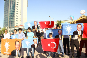 Erbil Erdoğan&#039;a destek için toplandı