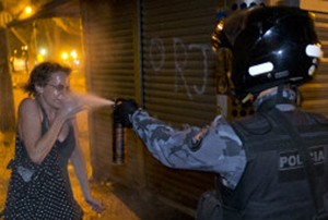 Brezilya&#039;da protestolar 11 kente yayıldı, yüzbinler sokakta