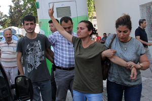 Adana&#039;da 7 eylemci tutuklandı