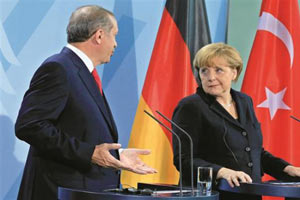 Merkel&#039;den kriz sonrası ilk açıklama