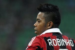 Robinho, 3 yıl daha Milan&#039;da