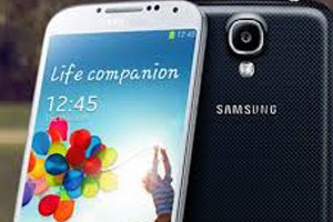 Samsung GalaxyS4 Zoom tanıtıldı