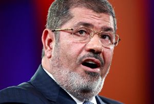 Mursi&#039;ye yurtdışına çıkış yasağı