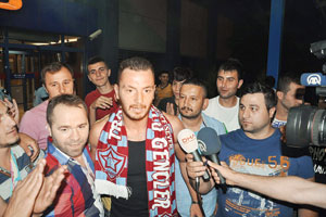 Film gibi transfer, Aykut Demir Trabzonspor&#039;da