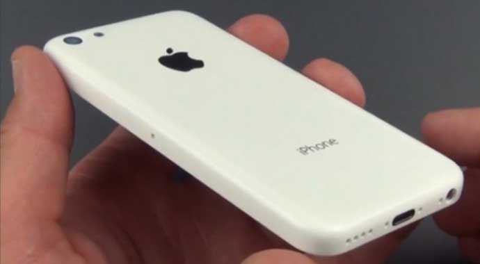 Apple, iPone 5s ve iPhone 5c&#039;yi görücüye çıkartıyor