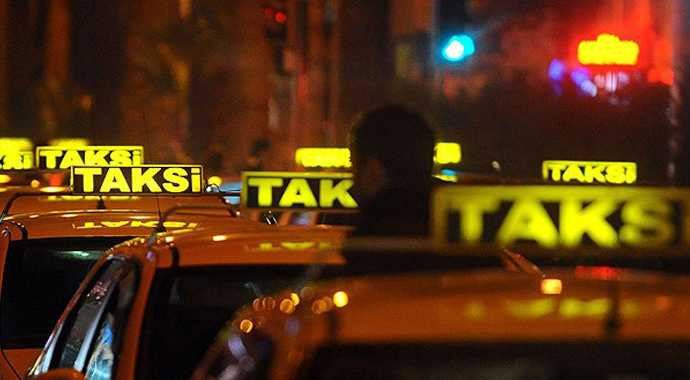 İstanbul&#039;da 700 milyon liralık &#039;taksi&#039; vurgunu