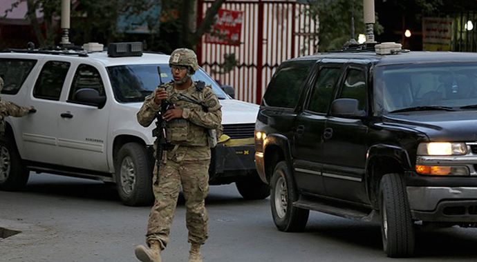 Afganistan&#039;da ABD Konsolosluğu&#039;na intihar saldırısı