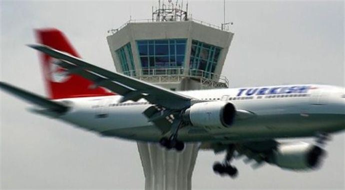 Atatürk Havalimanı&#039;nda bombalı araç paniği