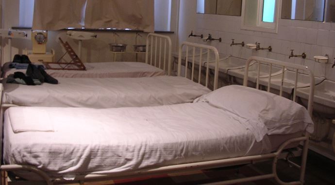 İngiltere&#039;de akıl hastanelerinde boş yatak kalmadı