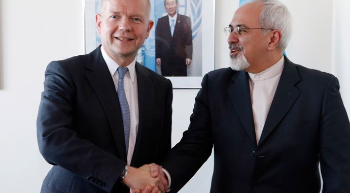 İngiltere Dışişleri Bakanı İranlı mevkidaşı ile görüştü