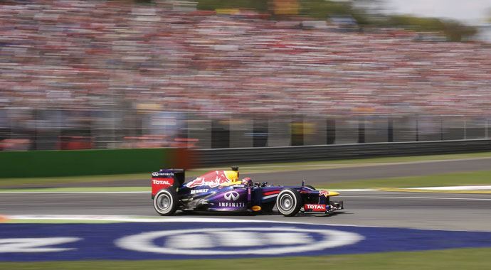 Formula 1&#039;de İtalya Monza pistinde ilk sıra Vettel&#039;in