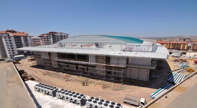 Mamak Arena Spor Salonu tamamlanıyor