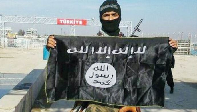 El Kaide&#039;den Türkiye sınırında infaz vahşeti!