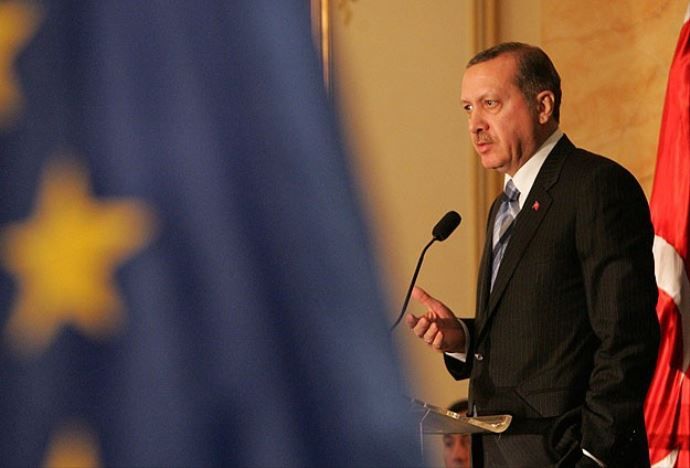 Başbakan Erdoğan&#039;dan kritik ziyaret