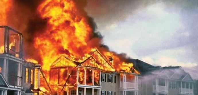 Afyonkarahisar&#039;da korkutan otel yangını!