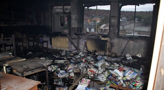 PKK&#039;lılar aynı okulu 15 günde ikinci kez yaktı