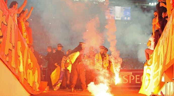 Galatasaray&#039;a ceza yolda!