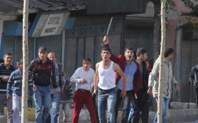 Erzurum&#039;da tehlikeli gerginlik