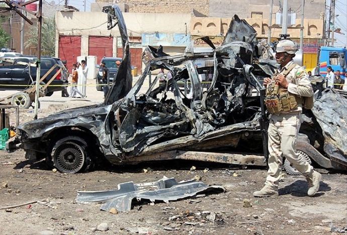Bağdat&#039;ta bombalı saldırı: 10 ölü!