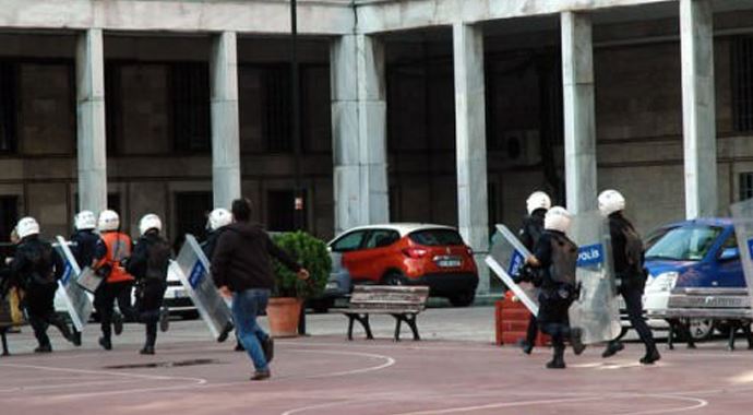 İstanbul üniversitesi karıştı... 7 yaralı 12 gözaltı