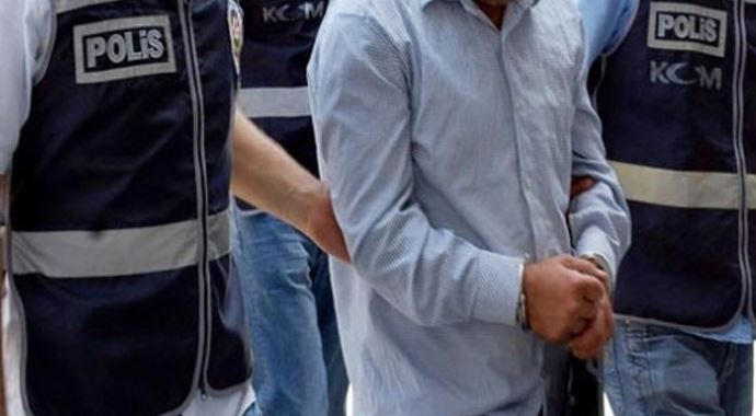 Adana&#039;da protestolar, 6 kişi gözaltına alındı