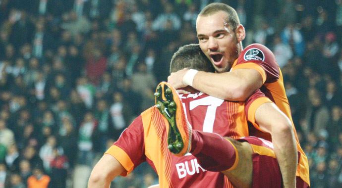 Galatasaray&#039;da çılgın değişim