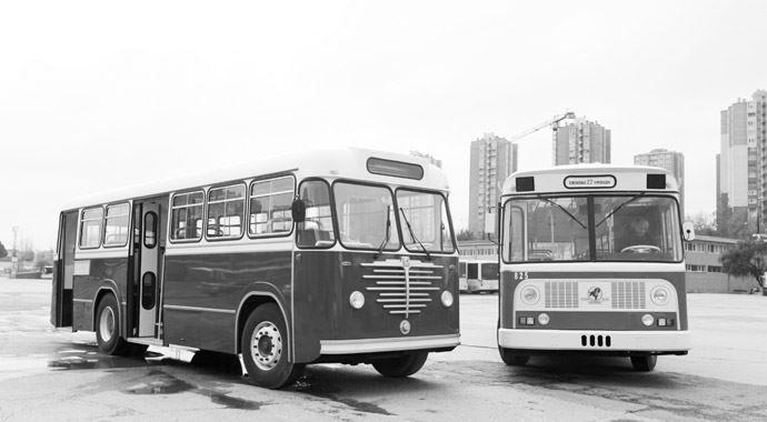 Nostaljik otobüsler yollara çıkıyor