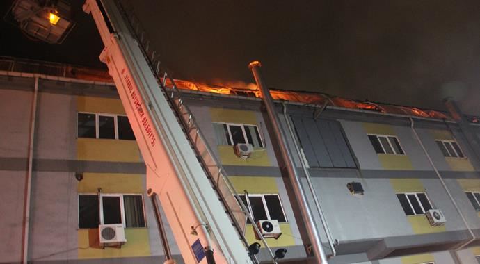 İkitelli Organize Sanayi Bölgesi&#039;nde yangın söndürüldü
