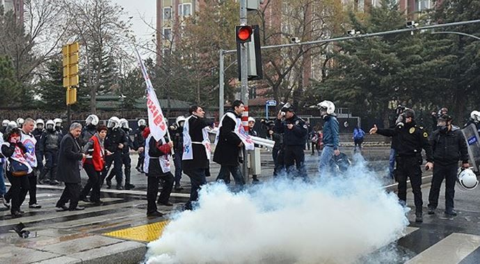 Ankara&#039;da 100&#039;den fazla gözaltı