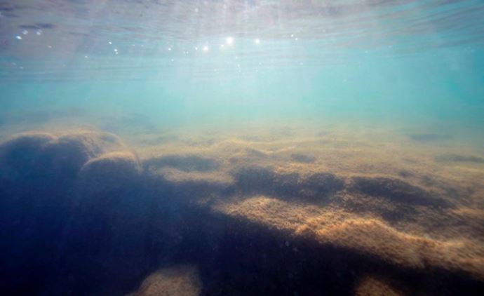 İznik Gölü&#039;nde sular çekilince ortaya çıktı, dünya hayran kaldı